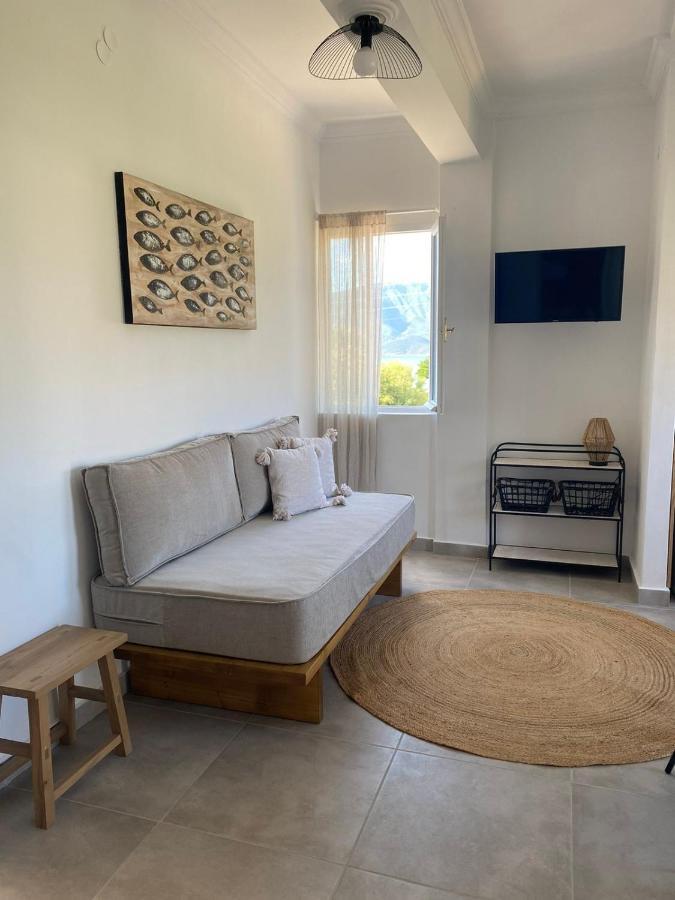 Thassa No1 Apartment *